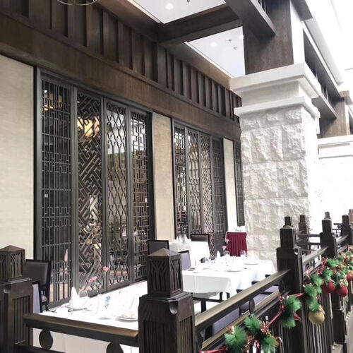 Ultime soluzioni aziendali su PROGETTO di personalizzazione di schermi in acciaio inossidabile per alberghi di lusso