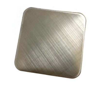 Buon prezzo 304 Platinum Silver Cross Hairline 45° finitura spazzolata di colore lamiera in acciaio inossidabile con stampa anti-dito in linea