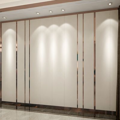 Buon prezzo 304 Super 8K Specchio Forma personalizzata Champagne Oro Rame Nero Colore Piastrelle in acciaio inossidabile in linea