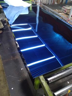 Prezzo buono 201 Acqua blu oro color ondulato specchio PVD rivestito lamiere di acciaio inossidabile per il soffitto in linea