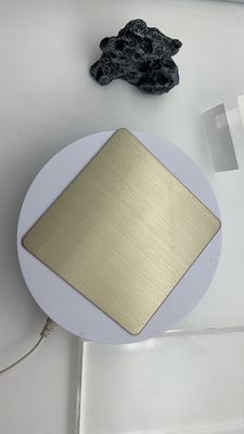 Buon prezzo Appendici in acciaio inossidabile Appendici per vestiti in metallo Appendici per chiodi in metallo File in acciaio inossidabile in linea