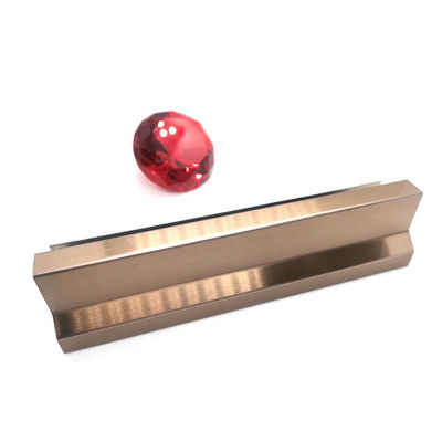 Prezzo buono SUS ASTM Champagne-oro Bronzo Grigio Strisce di acciaio inossidabile per decorazioni di edifici alberghieri in linea
