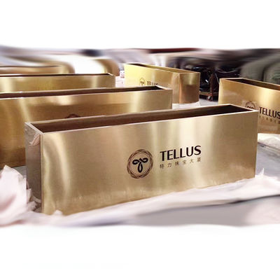 Prezzo buono Fioriere in acciaio inossidabile 304 per esterni Foshan MXL colore oro argento per progetti urbani in linea