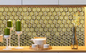Parete esagonale del fondo dell'autoadesivo della parete del bagno della casa con mattoni a vista del mosaico del metallo dell'oro