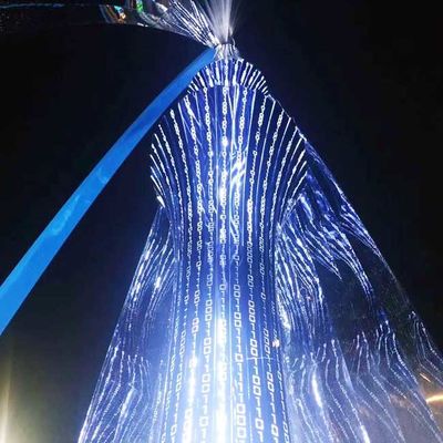 Prezzo buono Le sculture moderne di acciaio inossidabile della barca a vela su ordinazione rispecchiano inossidabile antiusura in linea