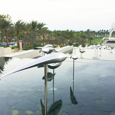 Color Powder Coated Silver Brass 316L Stainless Steel Outdoor Sculpture In Water Fountain
