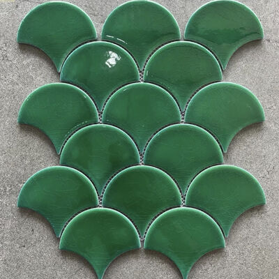 Prezzo buono Autoadesivo del mosaico di Alunmi per noce di cocco Shell Wall Panel di arrivo di Bbacksplash della parete la nuova in linea