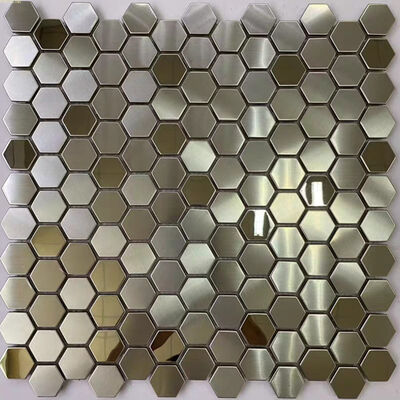 Prezzo buono Mosaico di arabesque delle mattonelle della parete per l'hotel di Backsplash della cucina in linea