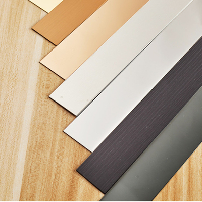 Colore personalizzato Nero Argento 304 Spazzolato SS Baseboard Colore Oro Champagne Oro Specchio lucidato 316L Stainless Steel Trim