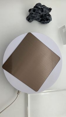 Prezzo buono Metallo Acciaio Bar Griglia Acciai lamiera di metallo per porte esterne in linea