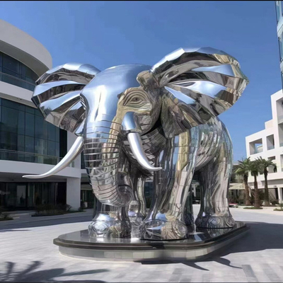 Esemplare personalizzato Animale Elefante Rockery Luna 304 Vernice da forno Dipinto Scultura 3D Specchio lucidatura 316L Scultura in acciaio inossidabile In Resort