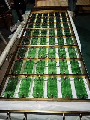 Prezzo buono Pareti di schermo in acciaio inossidabile di dimensioni personalizzate con vetro Moru per la decorazione degli interni in colore oro in linea