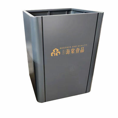 Prezzo buono Fioriera moderna geometrica in acciaio inossidabile con inserti in vetro in linea