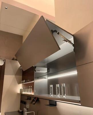 Prezzo buono Lavatorio in acciaio inossidabile resistente agli graffi da 33 pollici, a 3 fori, preperforato, doppia ciotola in linea