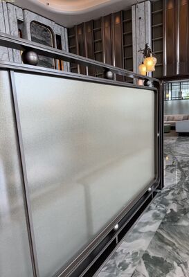 Prezzo buono Pareti divisorie commerciali in acciaio inossidabile per decorazioni di eventi in linea